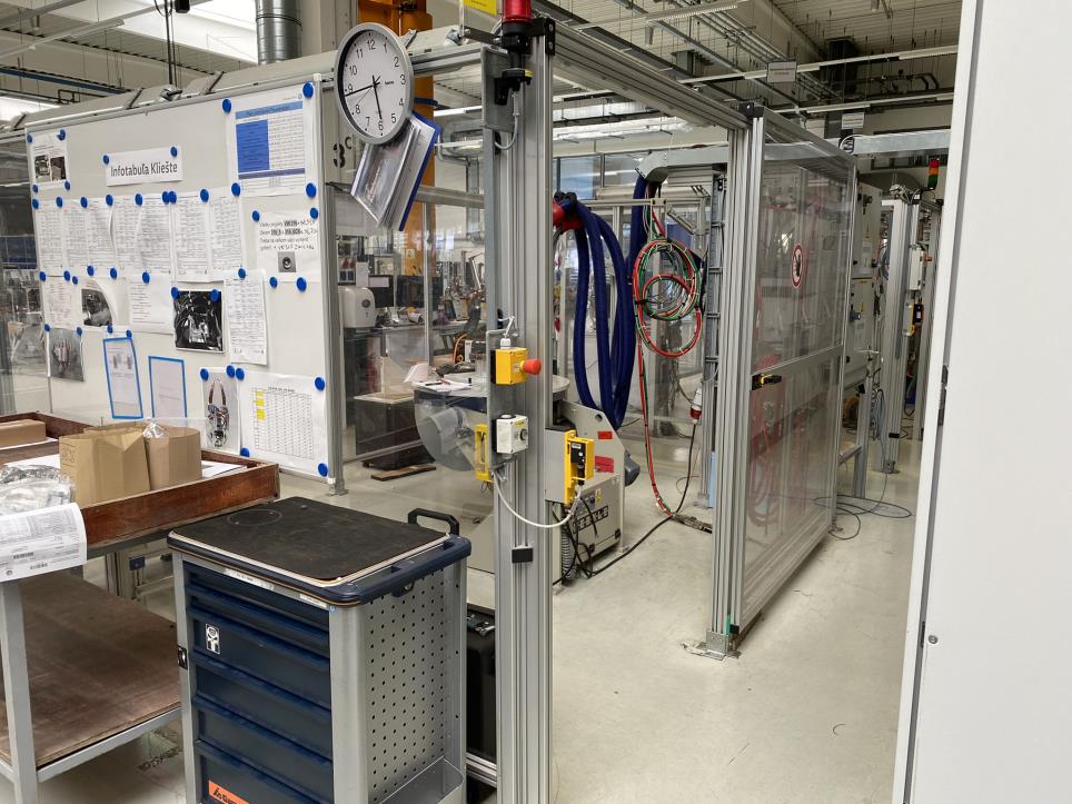 Używane i nowe części zamienne i maszyny Volkswagen Slovakia-2